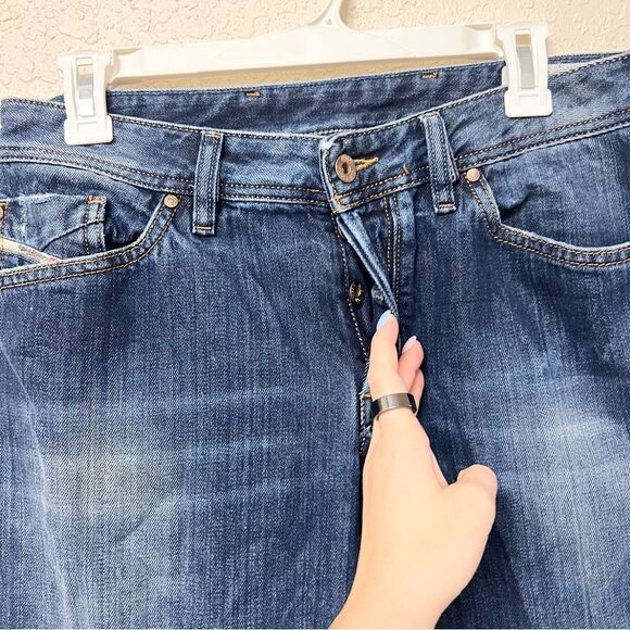 Diesel Jeans Mens Zaghor Regular Bootcut Medium Blue Washed Button Fly Sz 31x32 - Picture 3 of 7